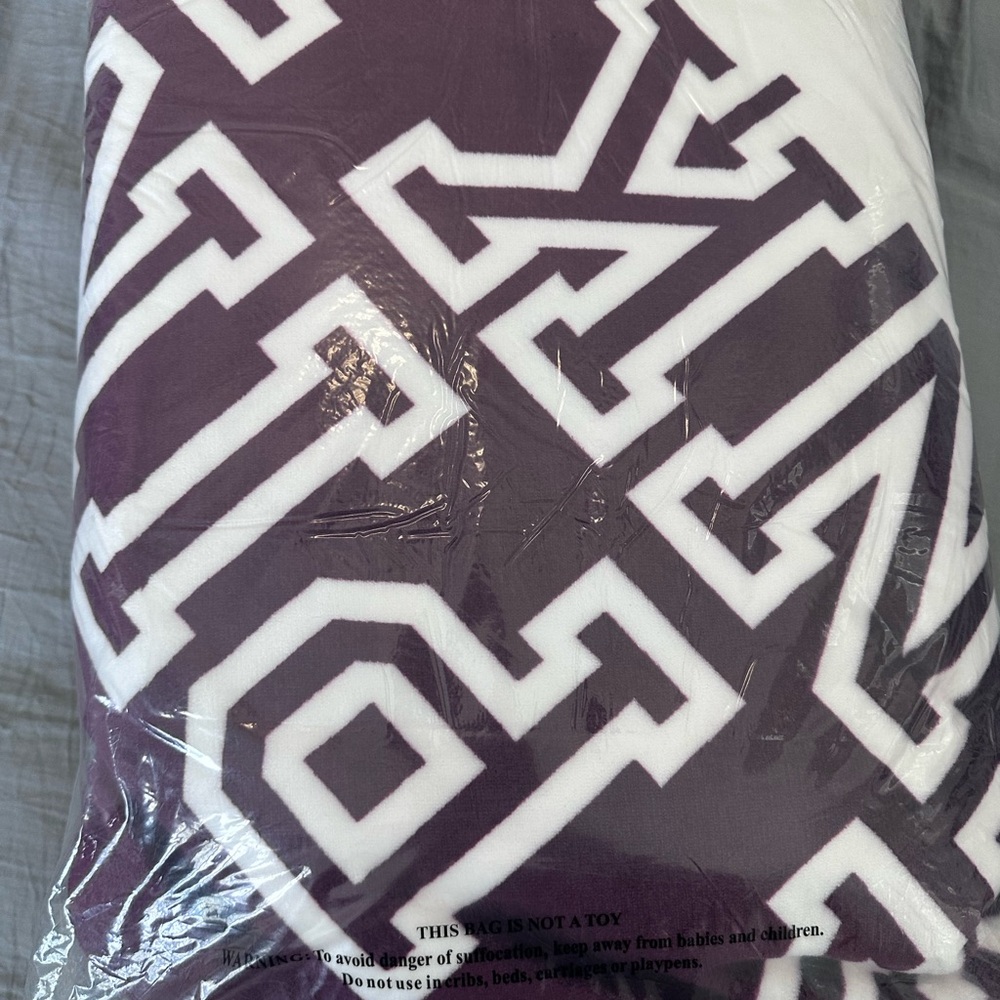 Purple and White VS Pink Sherpa Blanket